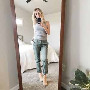 gap green chinos